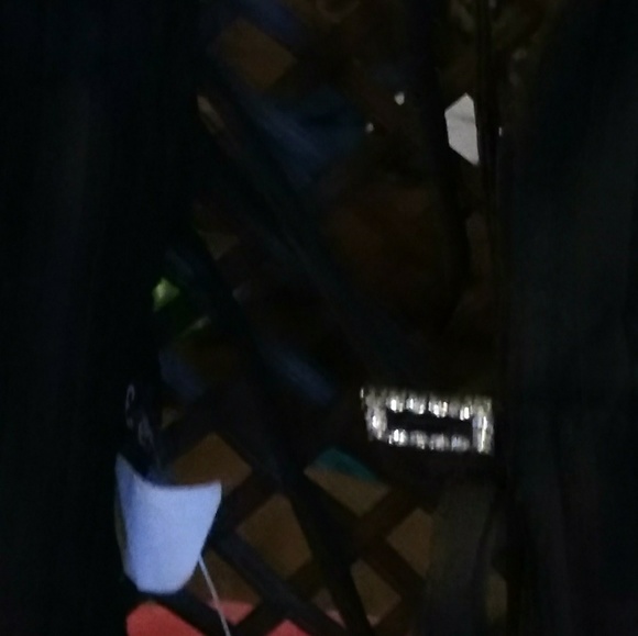 Shirt - Picture 3 of 4